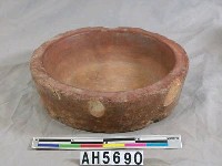 藏品(磚胎飼盆)的圖片